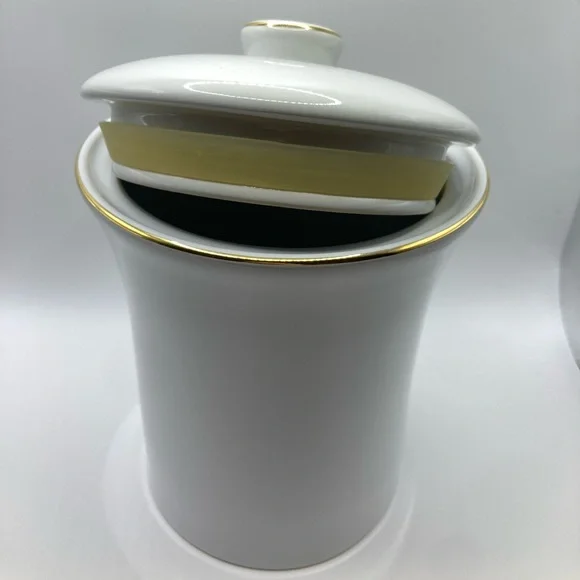Gevalia Kaffe White w/Gold Trim Handmade Fine Ceramic Ware Coffee
Canister - Picture 8 of 9